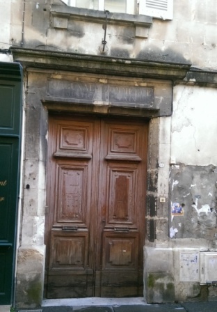Le tribunal des Prud'hommes d'Arles, rue de la République ! Faut le savoir !! - JPEG - 56.5&nbsp;ko