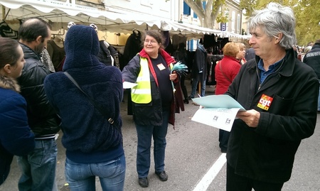 Marché de Saint Martin de Crau - JPEG - 254.8 ko